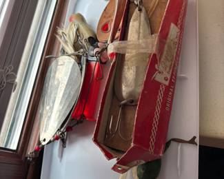 A few old fishing lures