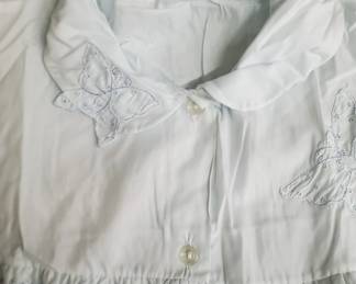 Antique and vintage clothing