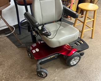 Jazzy Power Chair - Needs batteries