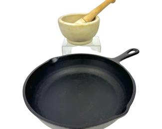 #145 • Vintage Mortar & Pestle from England and Cast Iron Skillet
