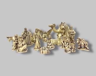 #188 • Vintage Ceramic Nativity Set - 16 Pieces
