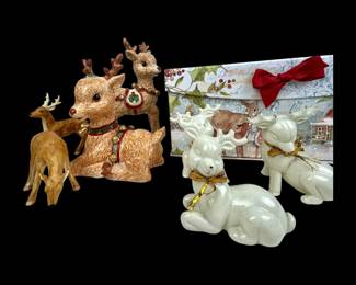#186 • Christmas Figurines - 7 Reindeers in Decorative Storage Box

