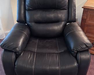 Ashley Furniture Faux Leather Reclining Lift Chair With Remote 