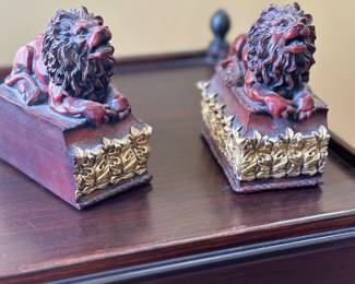 Lion book ends
