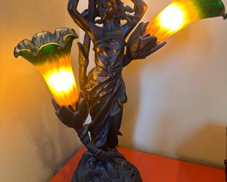 Art Deco designed lamp