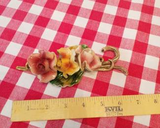 Vintage porcelain roses