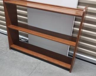 Bookcase, shelf depth for paperbacks 