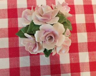 Vintage porcelain roses in 3-footed bowl