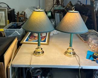 Matching green shaded lamps