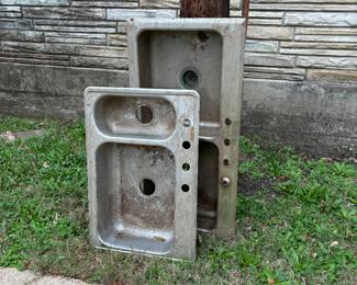 STAINLESS STEEL SINKS