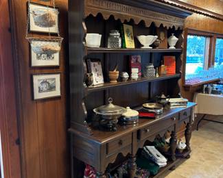 VINTAGE HUTCH