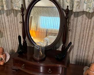 ETHAN ALLEN CHIPPENDALE VANITY MIRROR WITH DRAWER