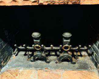 VINTAGE CAST IRON ANDIRONS