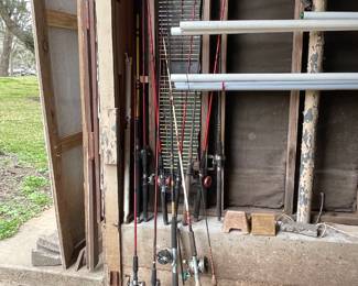 ROD & REELS-REELS INCLUDE ABU GARCIA, ABU AMBASSADOR, PENN SENATOR, & MORE