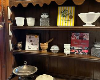 COOKBOOKS, SERVING DISHES