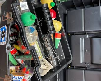 TACKLE BOX WITH FISHING SUPPLIES