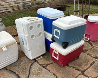 COOLERS/ICE CHESTS