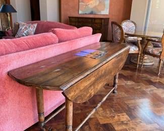 Drop leaf console table