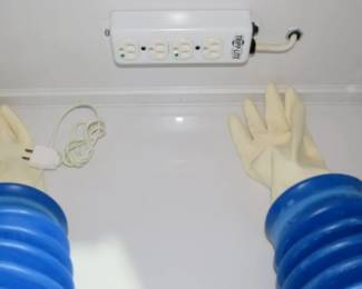 Cleatech Glove Box 
