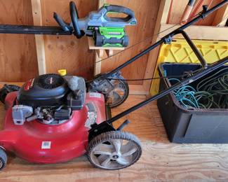 Tecumseh lawn mower