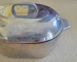 Wagnerware Magnalite Dutch Over