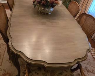 Vintage White Furniture Company Dinning Room Table in perfect condition! Sage color - Measures 70" x 45" plus 2 12" leaves that are stored inside the table