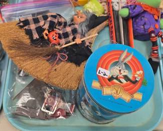 Misc goodies tray lots