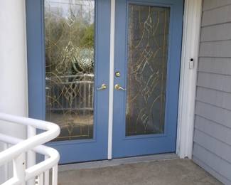 Entry door - exterior