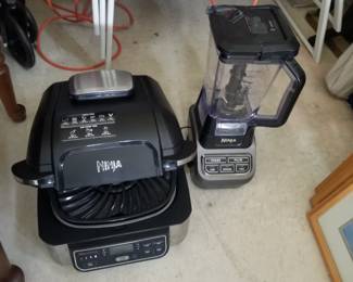 Ninja indoor grill & Ninja blender