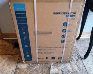 Midway dorm fridge in box