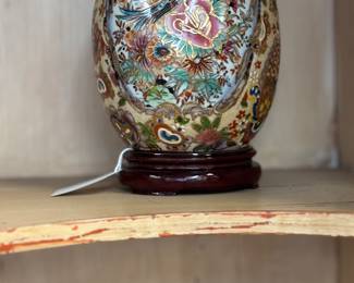 Cloisonné' eggs