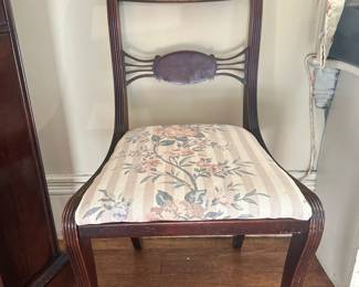 Duncan Phyfe Style Dining Chair | Antique solid mahogany Duncan Phyfe style dining chair/side chair with upholstered seat. Seat height: 17"H - h. 34 x w. 17 x d. 19 in
