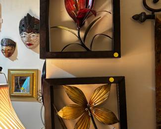 Love these metal framed flowers