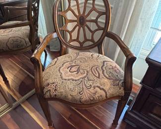 Hepplewhite style spider-back accent chair