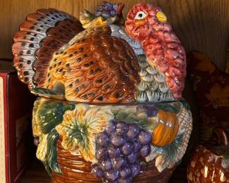 Turkey Covered Dish/Cookie Jar