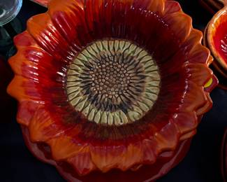Sunflower Serving Bowl