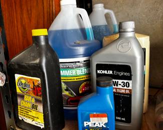 All kinds of Garage Fluids