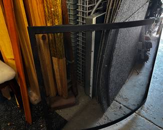 Nice curved fireplace Screen