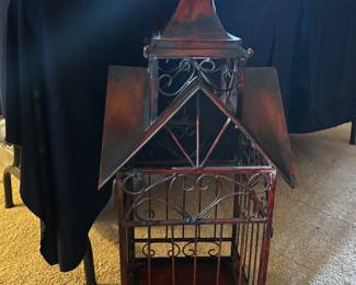 Love this Bird cage - perfect for a plant