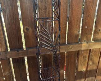 Nice deck etagere with votive holders