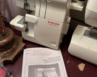 Singer "Finishing Touch"