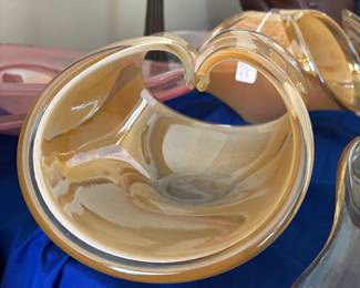 Vintage Iridescent Baseket Art Glass