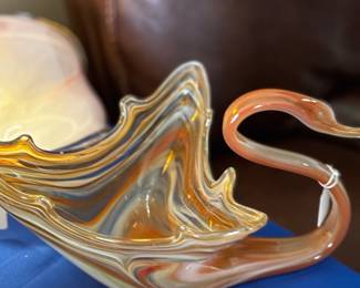 Vintage Duncan Miller Art Glass Swan Bowl