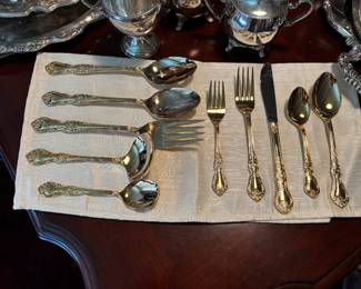 Gold Plate Home Concepts 53 pc Versailles pattern