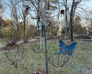 Vintage Plant Stand & Planter baskets