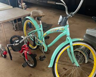 Beach theme Bicycle & Schwinn Tricycle 