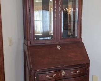 Governor Winthrop style desk