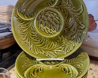 Set of 6 California USA FC-2 Green Chip Free Artichoke Plates. Photo 1 of 2.