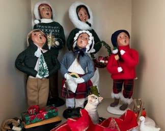Byers Choice Christmas Carolers.