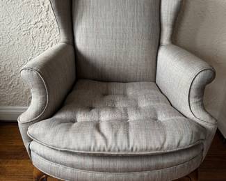 Queen-Anne Style Wing Back Chair with Tufted Down-Filled Cushion on Pad Feet. In EXCELLENT SHAPE! Fabric: Kravet Smart High Performance. Measures 28" W x 30" D. Photo 1 of 5.